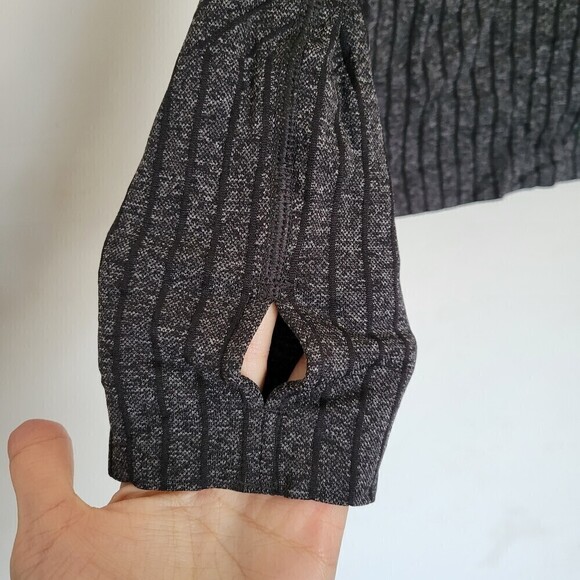 NEW All In Motion Striped Charcoal Black Gray Long Sleeve Seamless Top Size Med - Picture 6 of 14